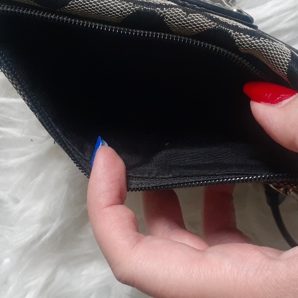 Vintage Coach Black and Gray 2 Pocket Wristlet - Picture 6 of 9